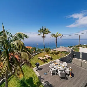 https://vila-papagaio-verde-by-travel-to-madeira.madeira-islandshotels.com