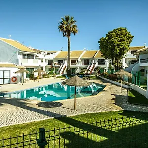 B20 - Sun And Pool Lagos